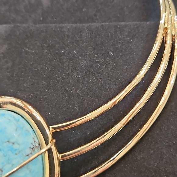 NWT Robert Lee Morris Soho Turqoise Gold Wired Pendant Choker Bibb Necklace - Picture 3 of 9